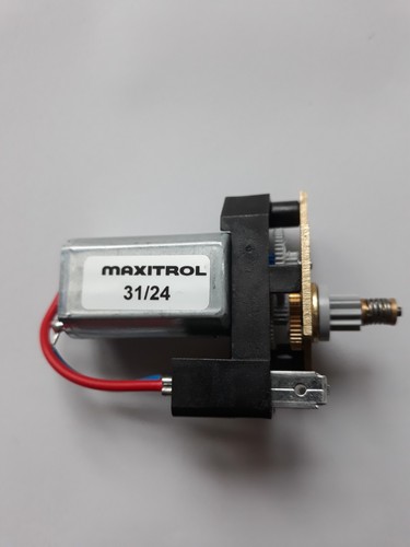 Gas fire remote control - fire, geared